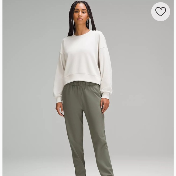 Lululemon Softstreme Perfectly Oversized Cropped Crew - Picture 2 of 12